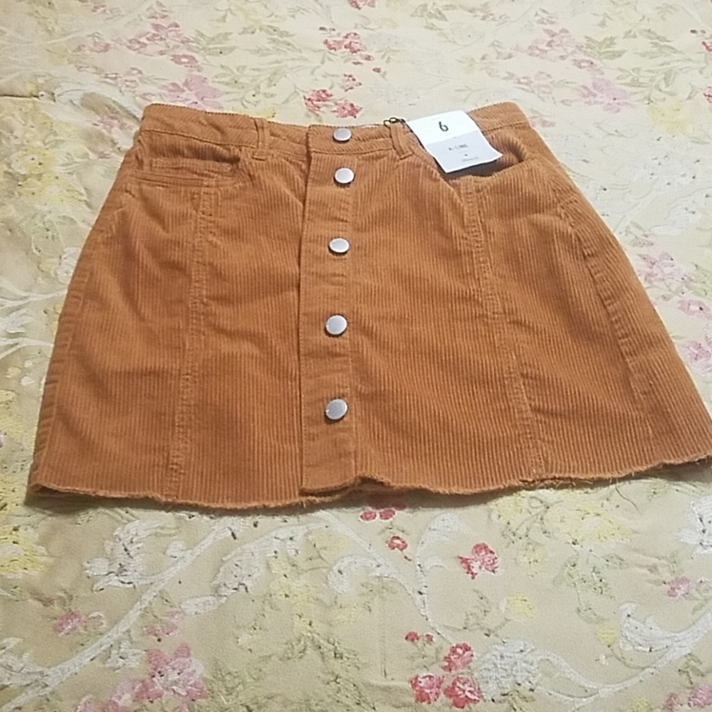 SKIRT